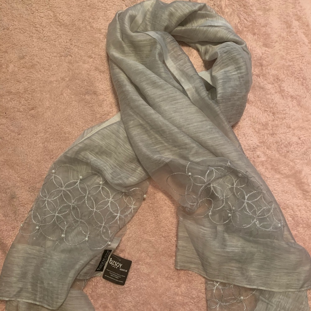 brand new never been worn silk silver scarf w/ tag